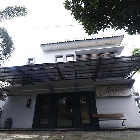 Reddoorz Plus Near Undip Tembalang Hotel Semarang Exterior foto